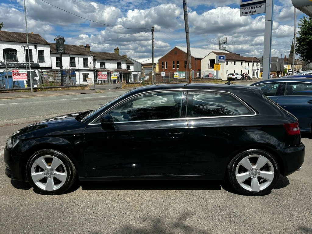 Audi A3 1.4 Tfsi Sport Sportback Euro 5 Ss Red #7