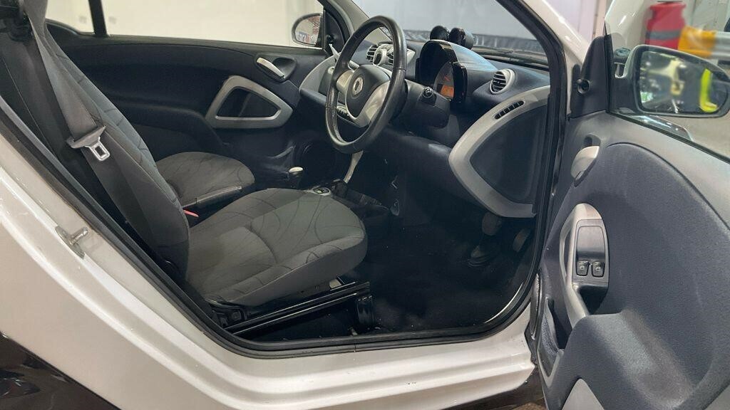 Smart Fortwo 0.0 Drive 75 Bhp 22Kw Onboard Charger White #8