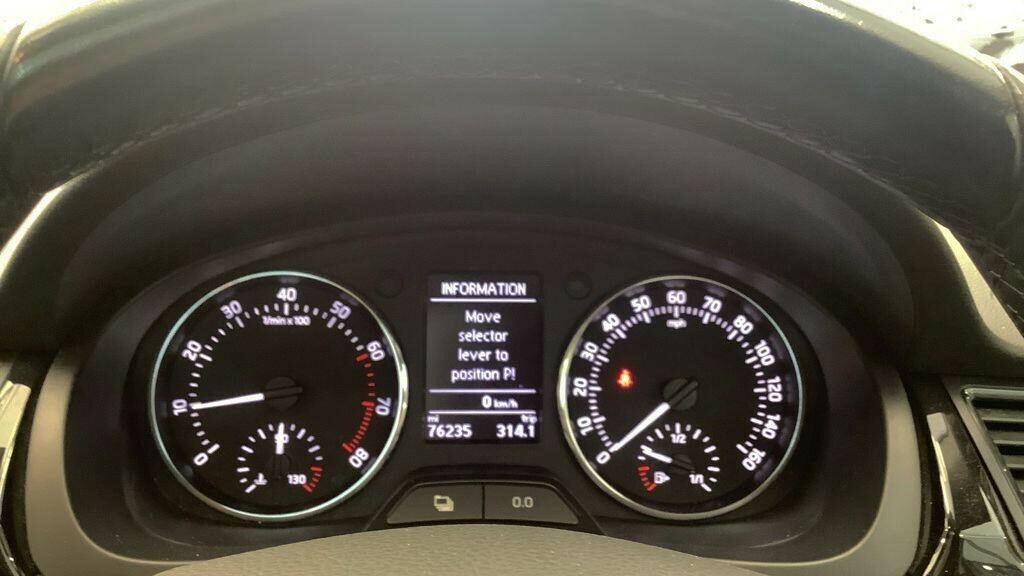 Skoda Rapid Spaceback 1.2 Tsi Se Sport Hatchback Euro Silver #9