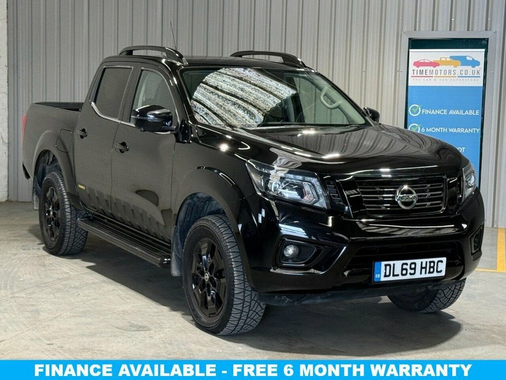 Nissan Navara 2.3L N-guard Black