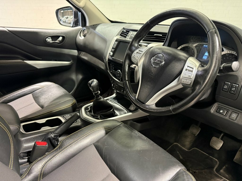 Nissan Navara 2.3L N-guard DL69HBC Black #3
