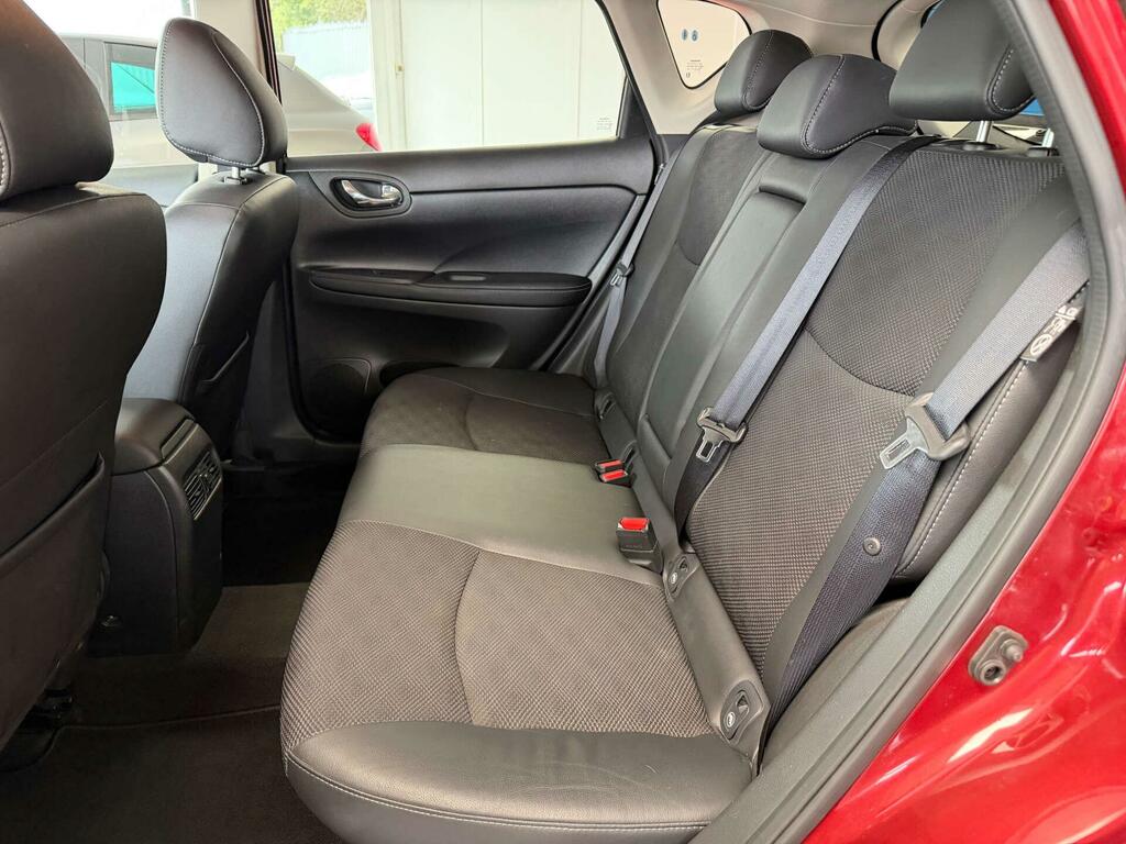 Nissan Pulsar Tekna Dig-t Xtronic 5-Door Red #10