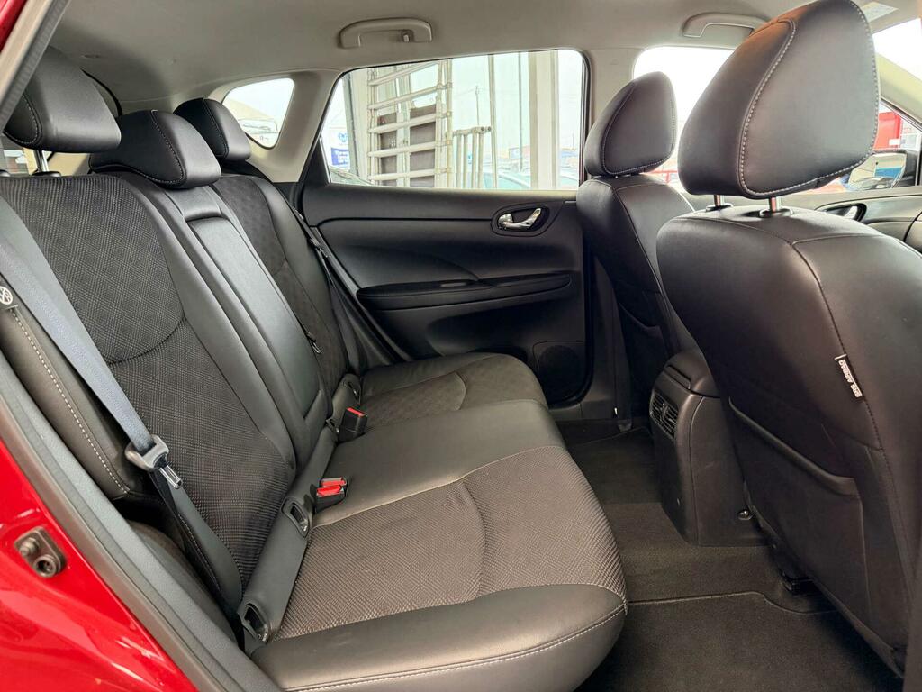 Nissan Pulsar Tekna Dig-t Xtronic 5-Door Red #9