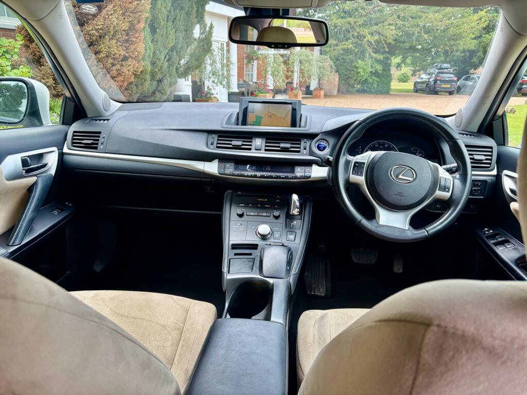 Lexus CT 1.8 200H Se-i Cwvehiclemarketing Grey #43