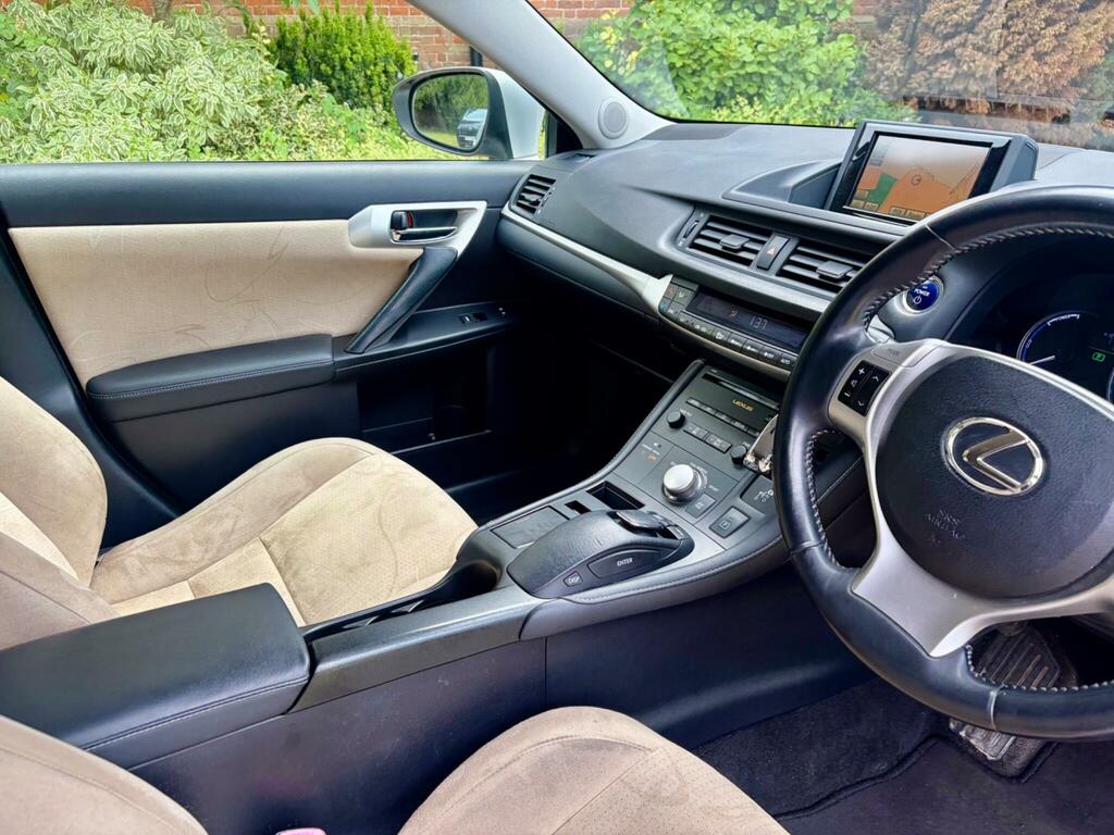 Lexus CT 1.8 200H Se-i Cwvehiclemarketing Grey #13