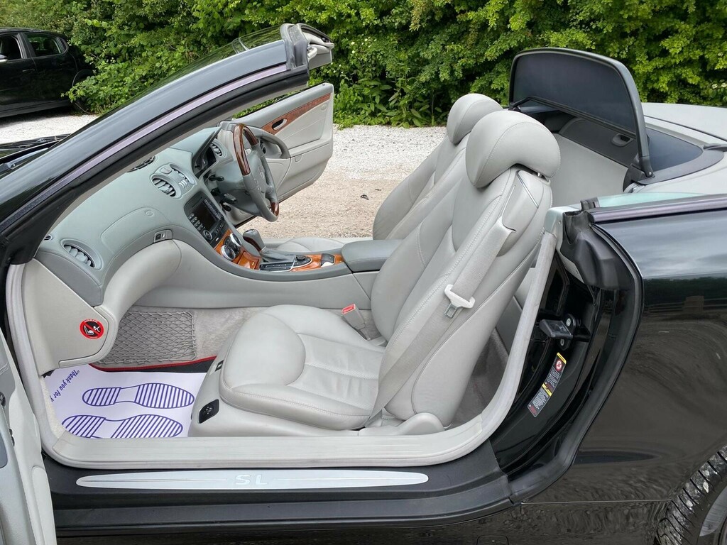 Mercedes-Benz SL Class 2005 3.7 Sl350 Convertible 2 Silver #22
