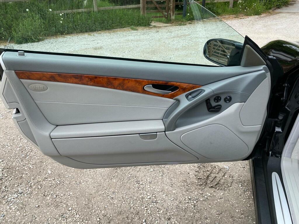 Mercedes-Benz SL Class 2005 3.7 Sl350 Convertible 2 Silver #28