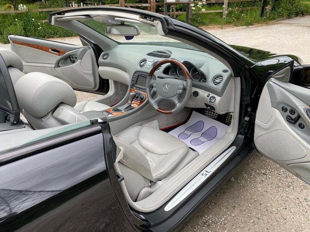 Mercedes-Benz SL Class 2005 3.7 Sl350 Convertible 2 Silver #16