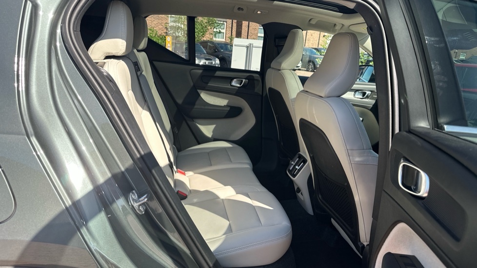 Volvo XC40 Ultra, B4 Mild Hybrid, Bright 7500 Savin BL26GPF #6