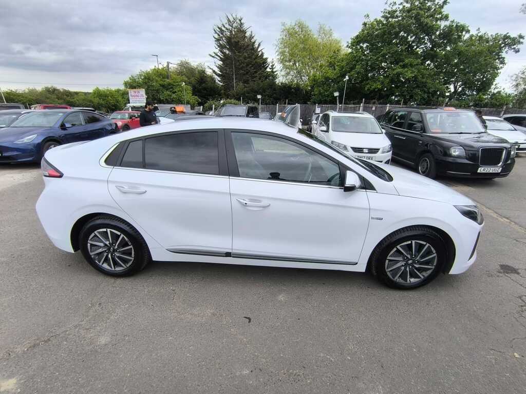Hyundai Ioniq 202121 38.3Kwh Premium Hatchback 5 Seat White #5