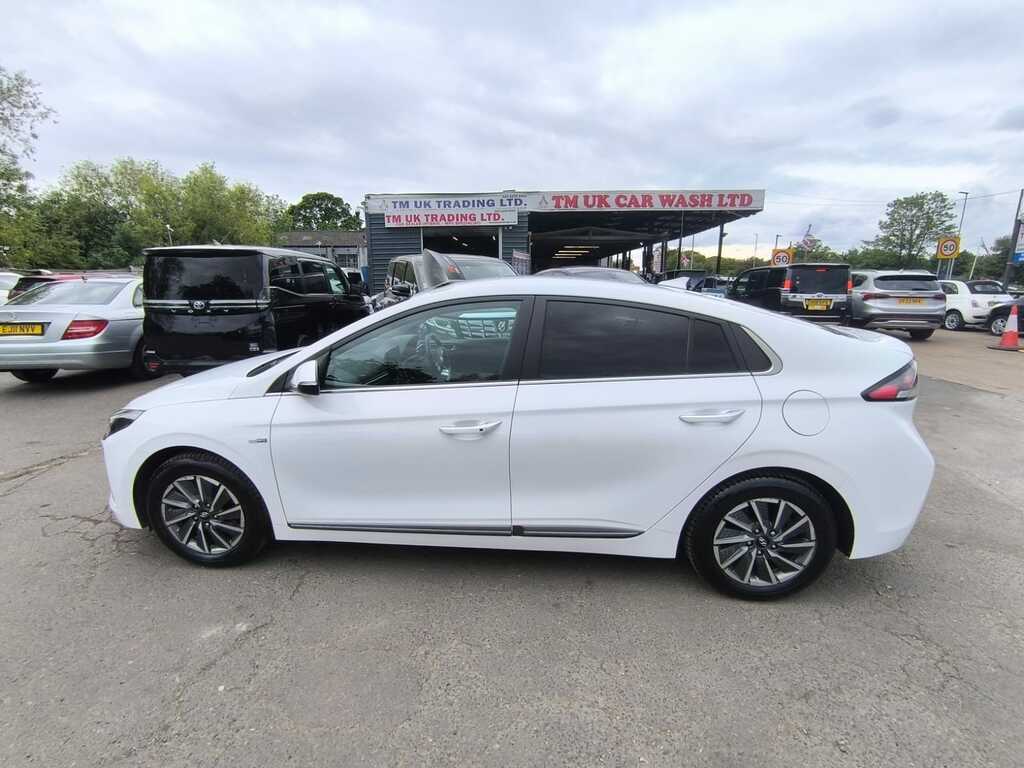 Hyundai Ioniq 202121 38.3Kwh Premium Hatchback 5 Seat White #6