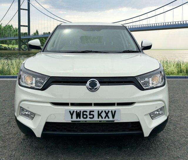 SsangYong Tivoli 1.6 Ex 126 Bhp Silver #8