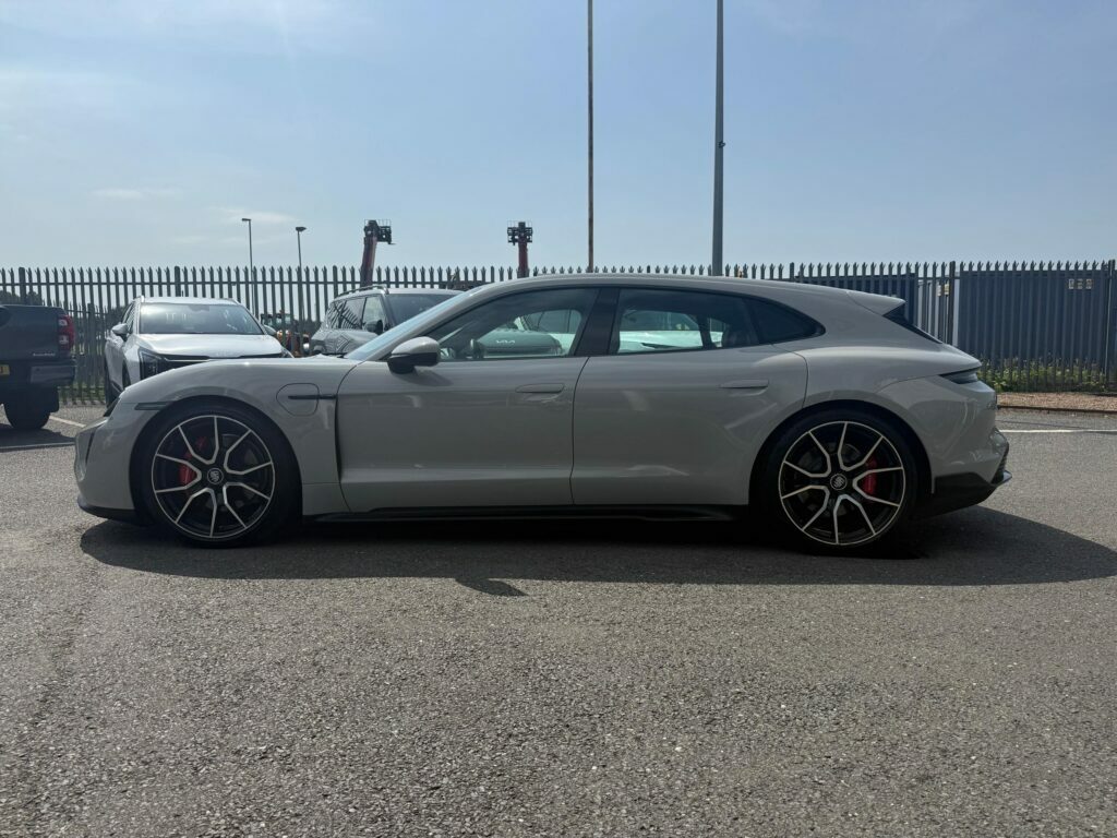 Porsche Taycan Performance Plus 93.4Kwh 4S Sport Turismo 4Wd Grey #4