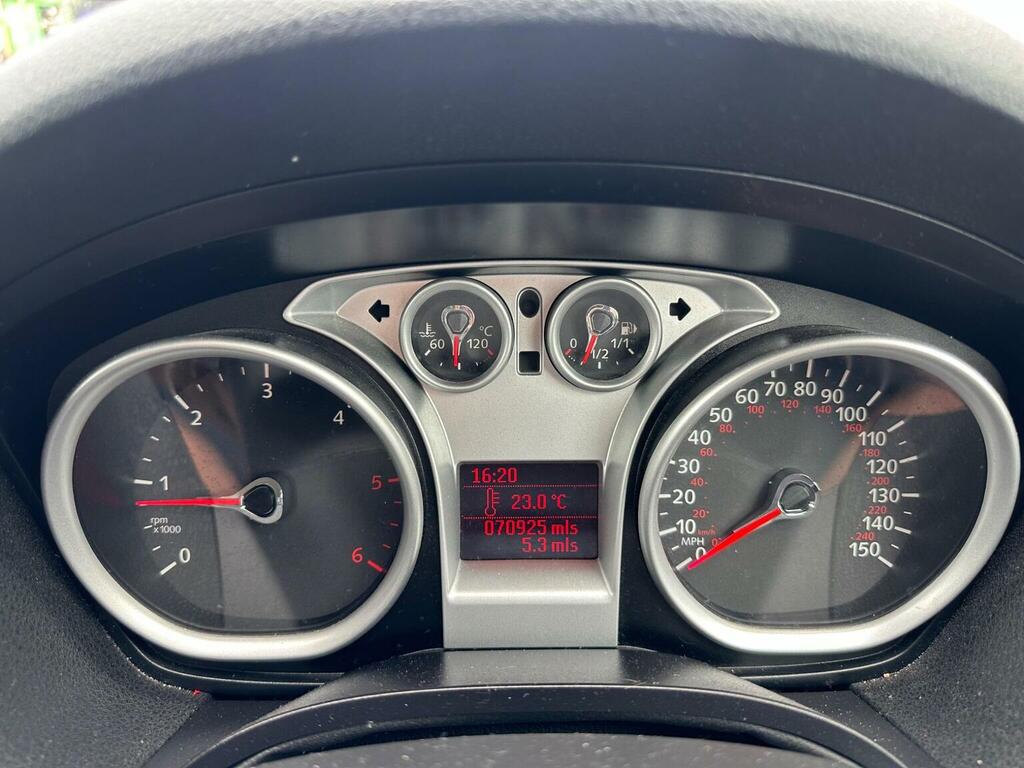 Ford Kuga 2.0 Tdci Zetec 2Wd Euro 5 Silver #19