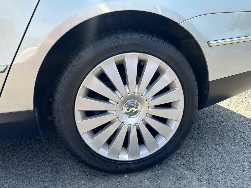 Volkswagen Passat 2.0 Tdi R-line Euro 5 White #22