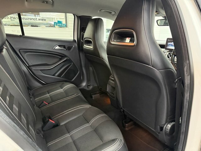 Mercedes-Benz GLA Class Suv White #4