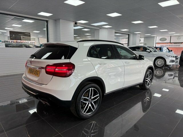 Mercedes-Benz GLA Class Suv White #2