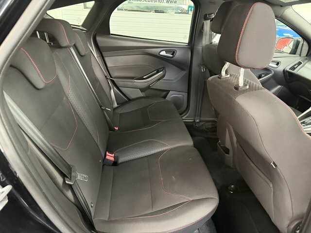 Ford Focus Fiesta St-line Black #3