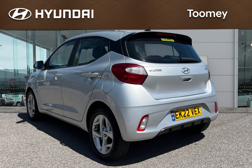 Hyundai I10 1.2 Se Connect Hatchback Euro 6 Silver #3