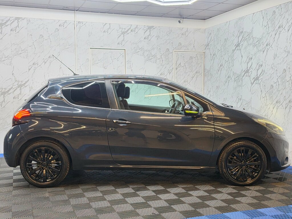 Peugeot 208 1.2 Puretech Active Hatchback Eu Grey #5