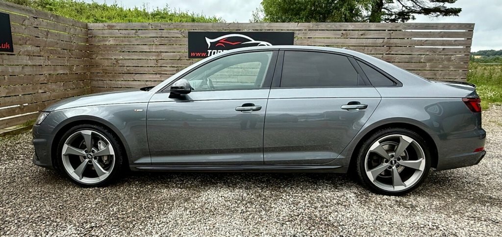 Audi A4 2L Black Edition KX19ECS Grey #6