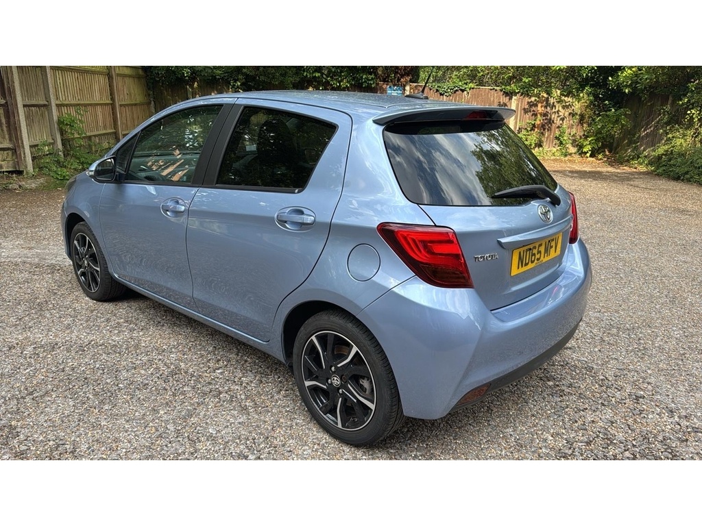 Toyota Yaris Yaris Design Hatchback 1 Blue #6
