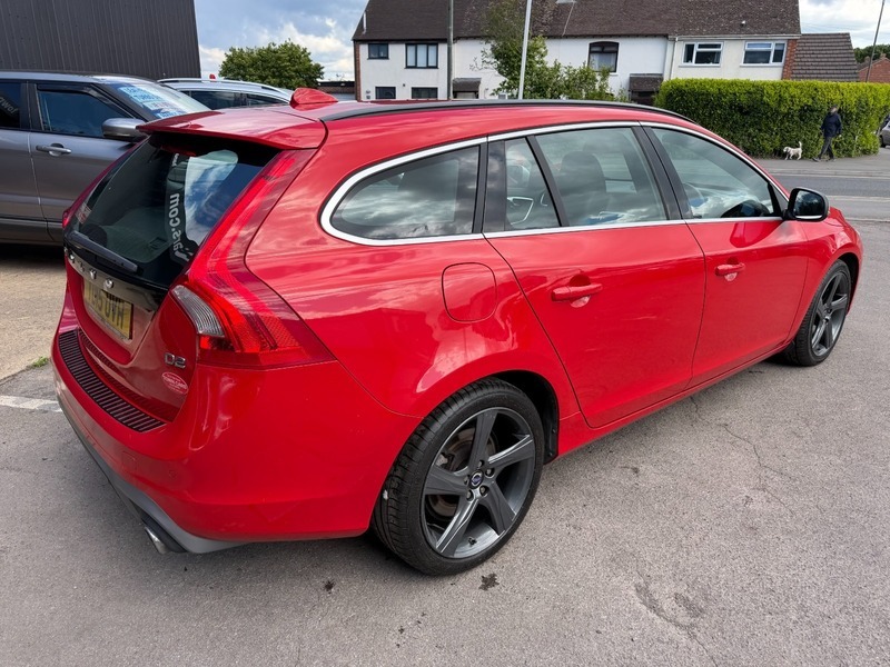 Volvo V60 D2 R-design-6 Speed Only Red #3