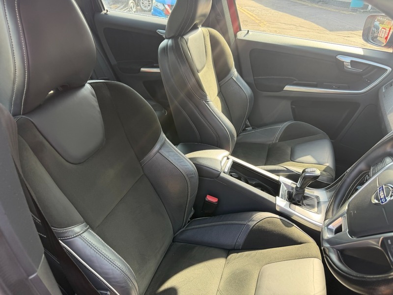 Volvo XC60 D4 R-design Nav-6 Speed Red #6