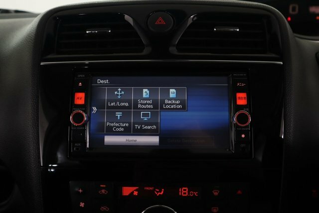 Nissan Serena 2.0 Saloon  #28