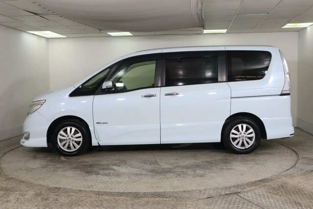 Nissan Serena 2.0 Saloon  #8