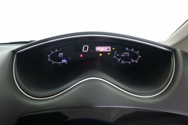 Nissan Serena 2.0 Saloon  #32