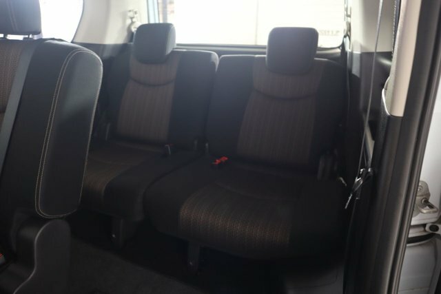 Nissan Serena 2.0 Saloon  #19