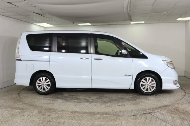 Nissan Serena 2.0 Saloon  #7