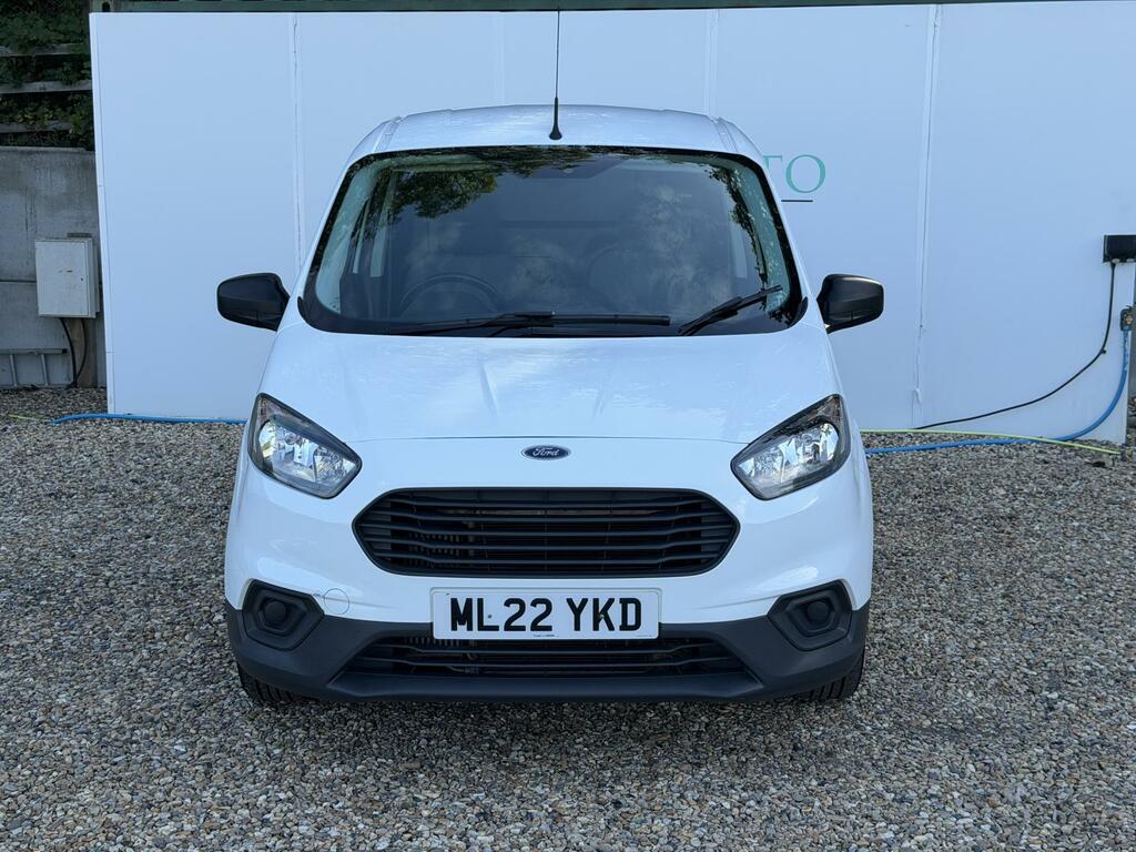 Ford Transit Courier Leader White #2