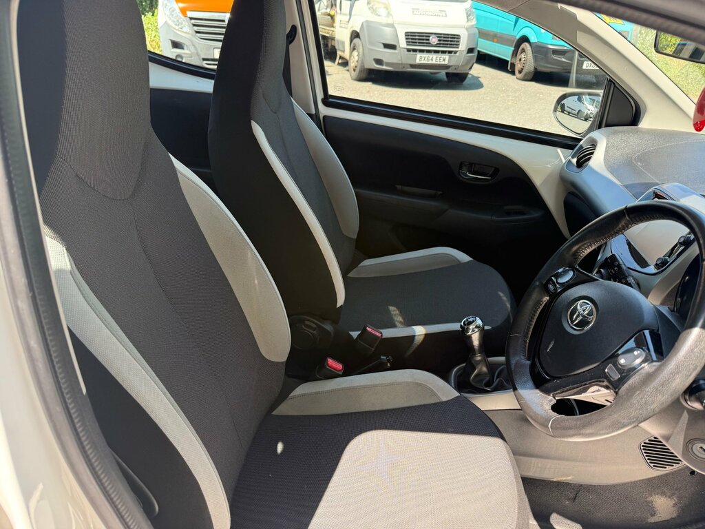 Toyota Aygo Vvt-i X-cite Blue #29