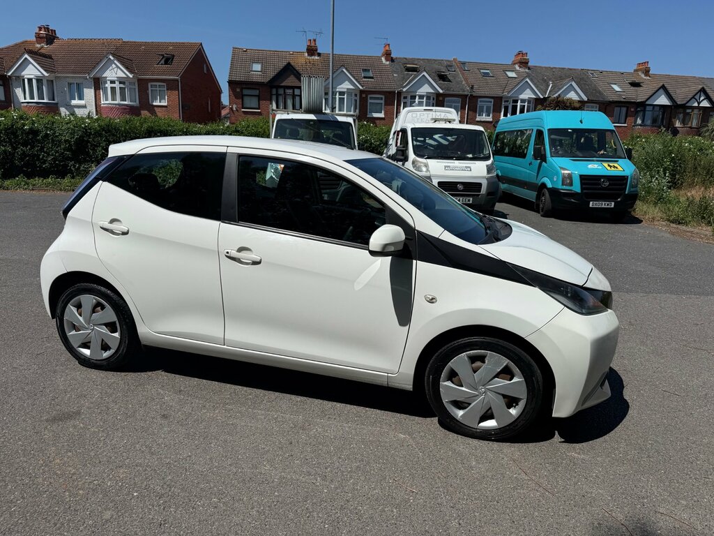 Toyota Aygo Vvt-i X-cite Blue #16