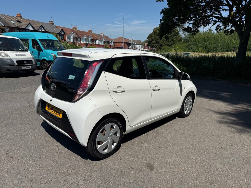 Toyota Aygo Vvt-i X-cite Blue #13