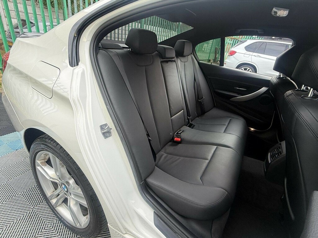 BMW 3 Series 2.0 320D M Sport Euro 5 Ss Silver #25