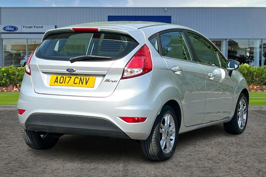 Ford Fiesta 1.25 82 Zetec Silver #4