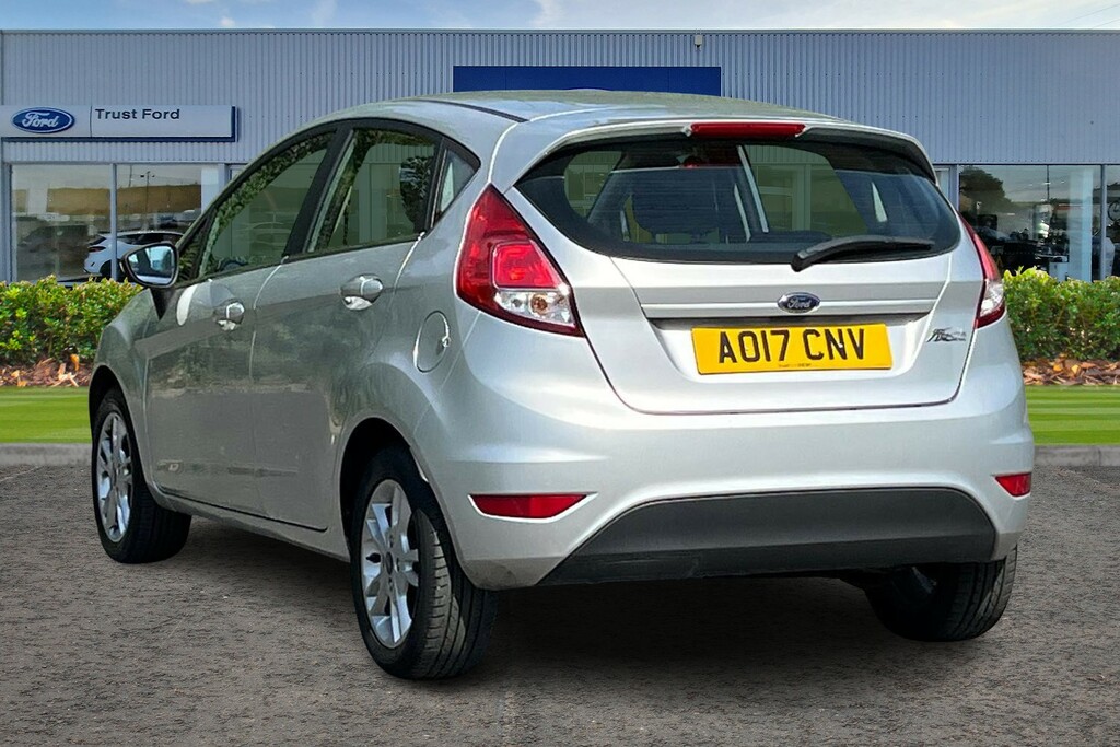 Ford Fiesta 1.25 82 Zetec Silver #2
