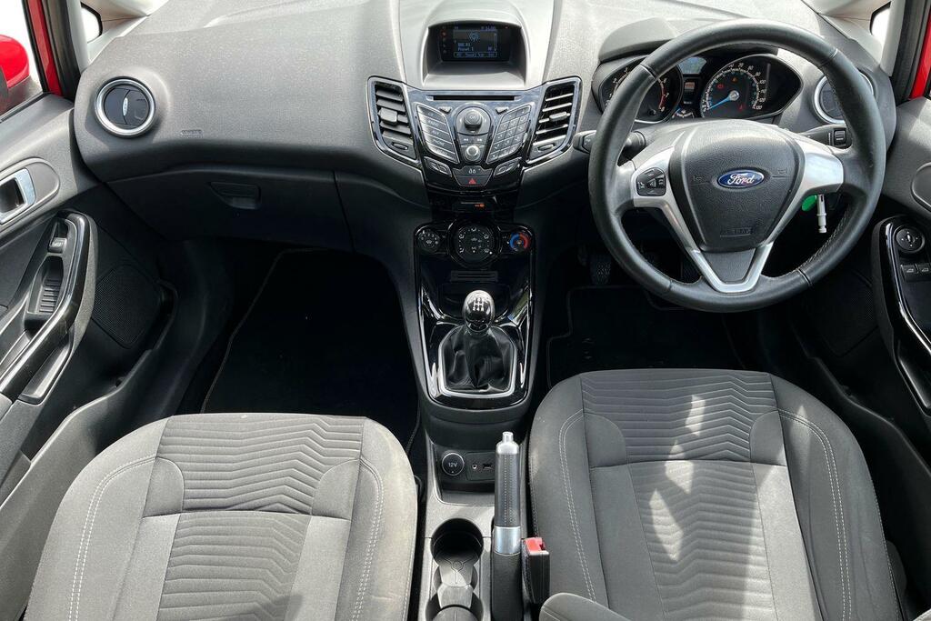 Ford Fiesta 1.4 Titanium Hatchback 130 Gkm Red #10