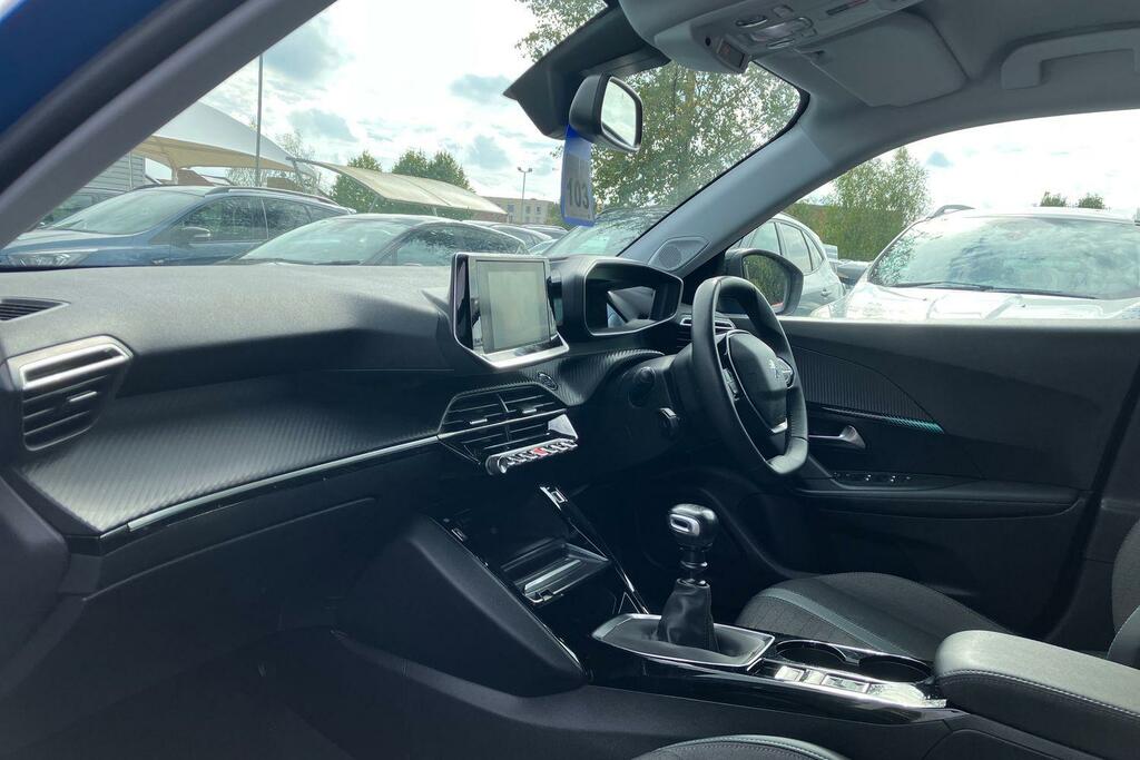 Peugeot 2008 1.2 Puretech 155 Gt Premium Eat8 Black #18
