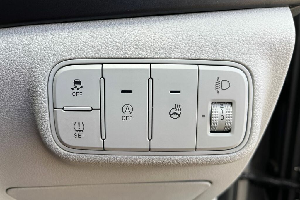 Hyundai Bayon 1.0 T-gdi 100Ps Ultimate 48 Volt Mhev Dct Grey #30