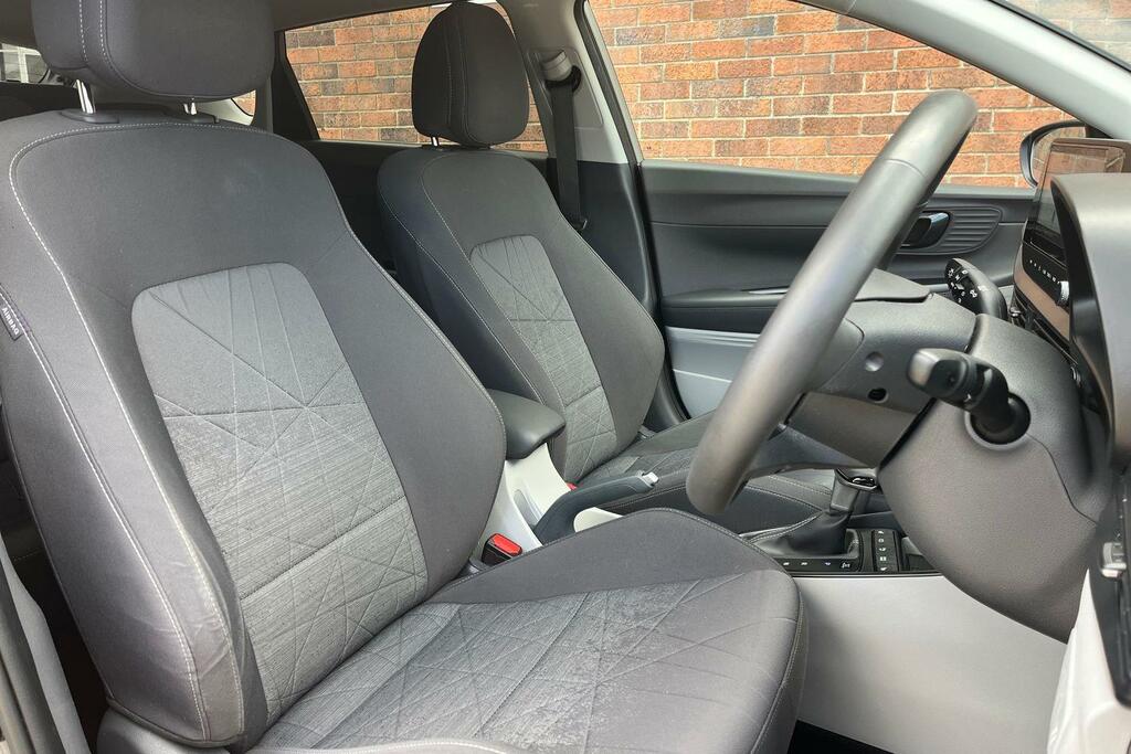 Hyundai Bayon 1.0 T-gdi 100Ps Ultimate 48 Volt Mhev Dct Grey #17