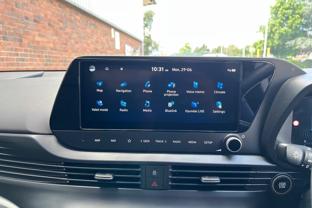 Hyundai Bayon 1.0 T-gdi 100Ps Ultimate 48 Volt Mhev Dct Grey #35