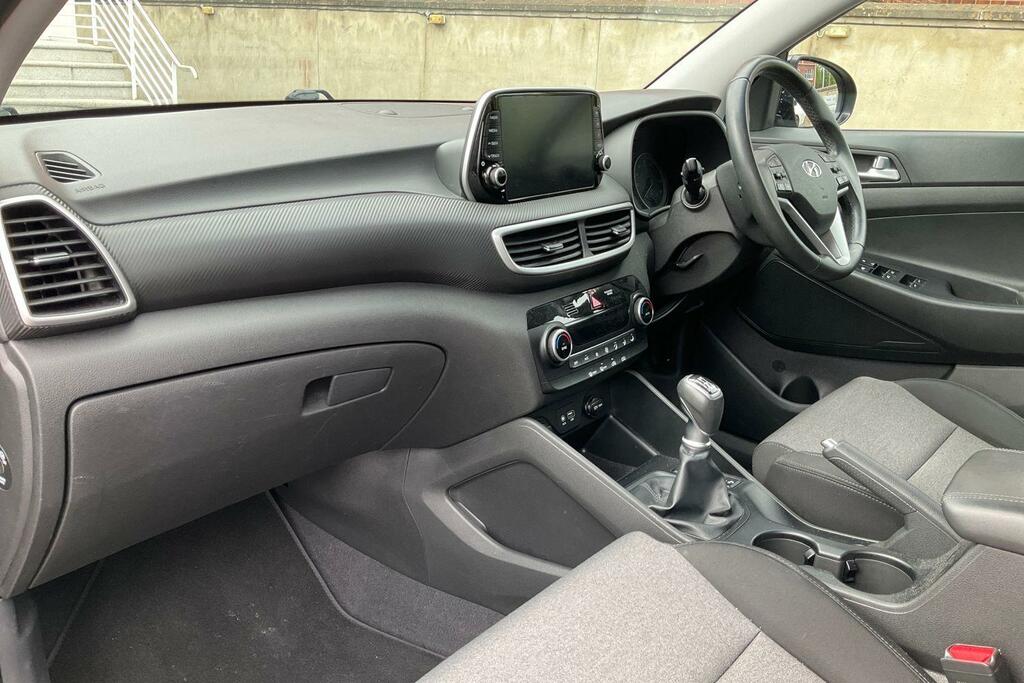 Hyundai Tucson T-gdi N Line Red #18