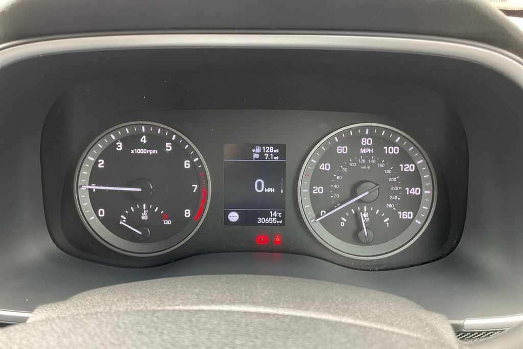 Hyundai Tucson T-gdi N Line Red #13