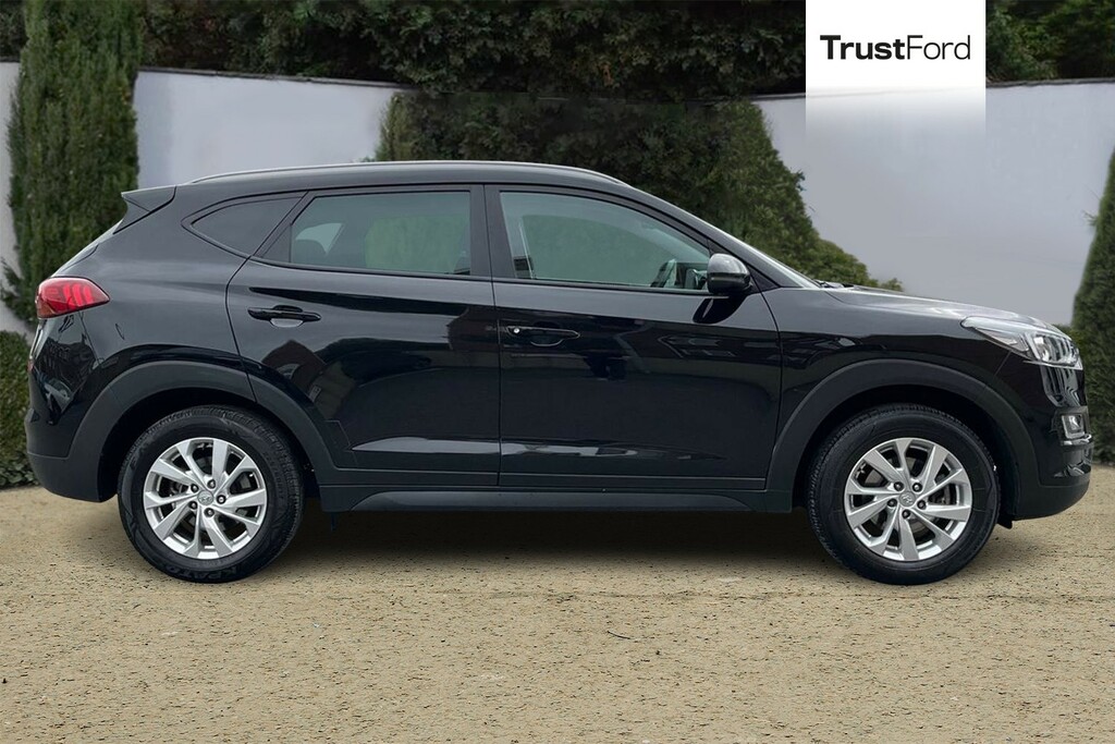 Hyundai Tucson 1.6 Gdi Se Nav 2Wd Black #3