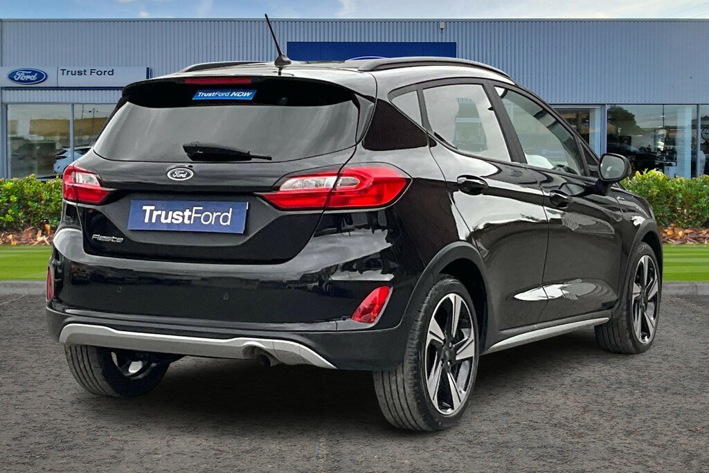 Ford Fiesta 1.0T Ecoboost Titanium X Hatchback Manu White #4