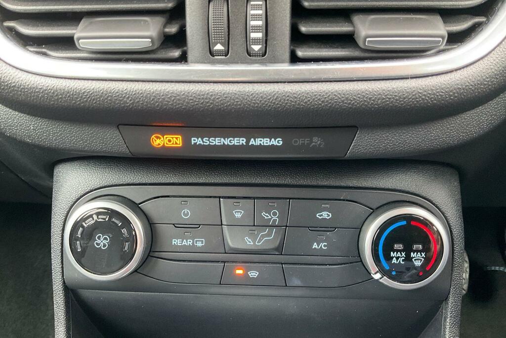 Ford Fiesta 1.0T Ecoboost Titanium X Hatchback Manu White #26